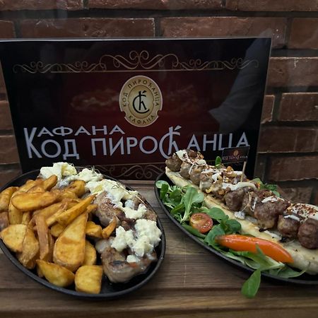 Pirocanac Rooms & Restaurant "Breakfast-Lunch-Dinner" Pirot Dış mekan fotoğraf